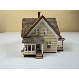 Sarahs Prairie Home 1994 Hallmark Collection Replica Dollhouse Miniature